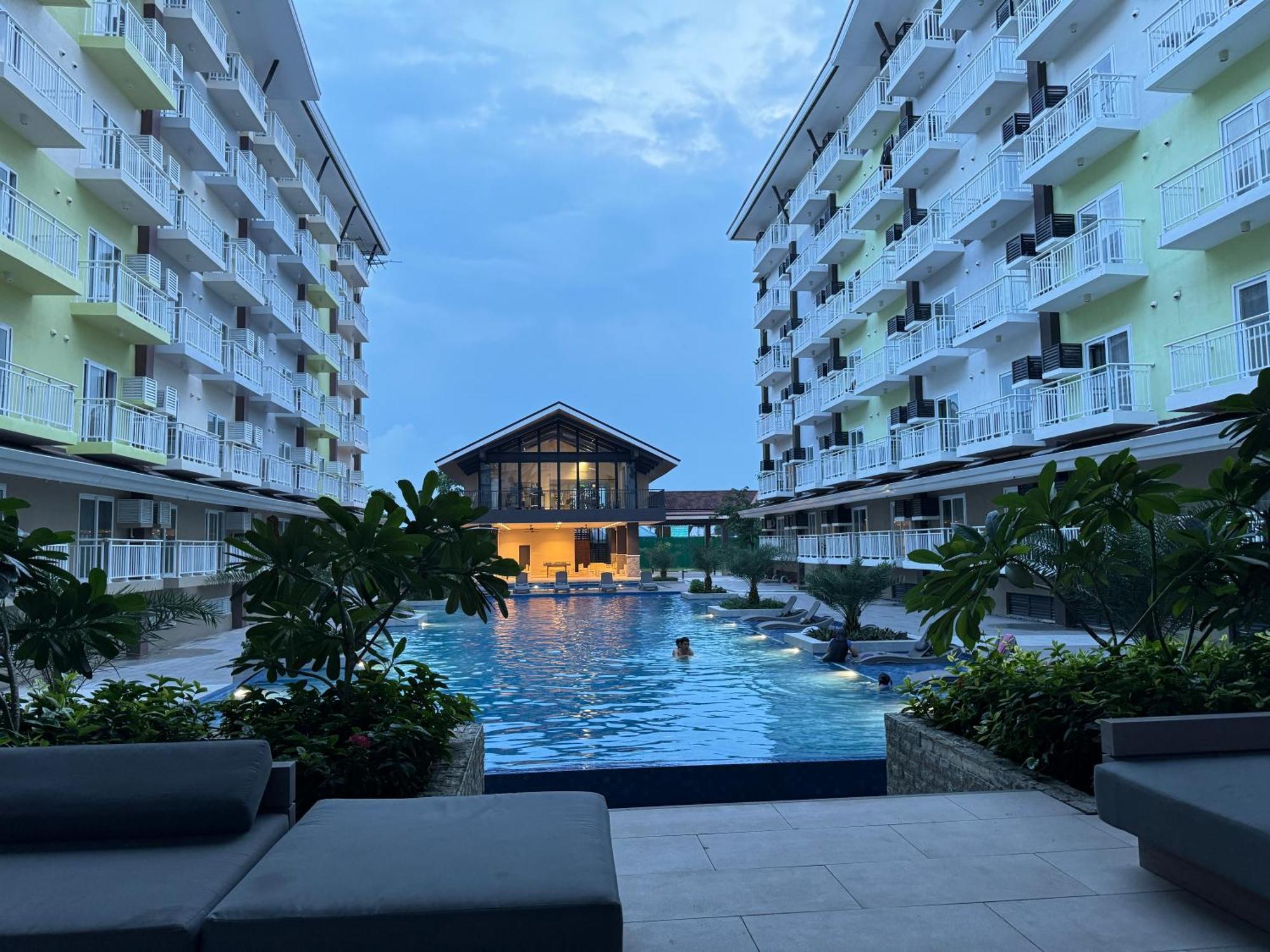 Ania Rooms@Amani Grand Residences Near Airport Lapu-Lapu City Exterior foto